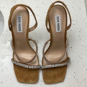Bran new Steve Madden heels size 9.5